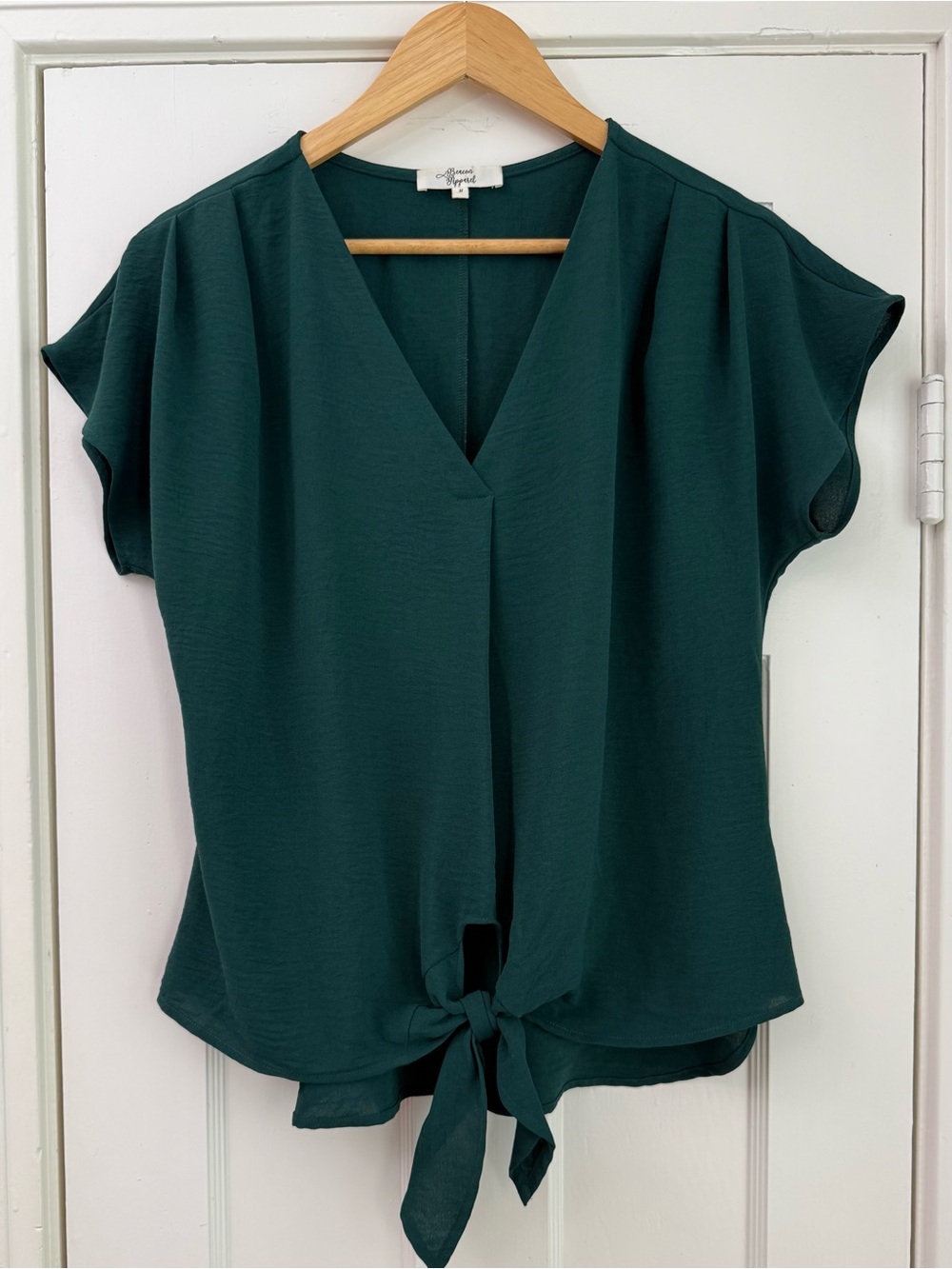 Beacon Apparel Everly Deep Green V-Neck Tie-Front Blouse With Flutter Sleeves M